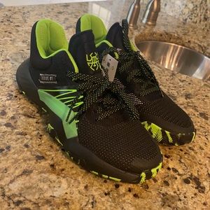 New Marvel Adidas D.O.N Issue #1 J basketball sneakers